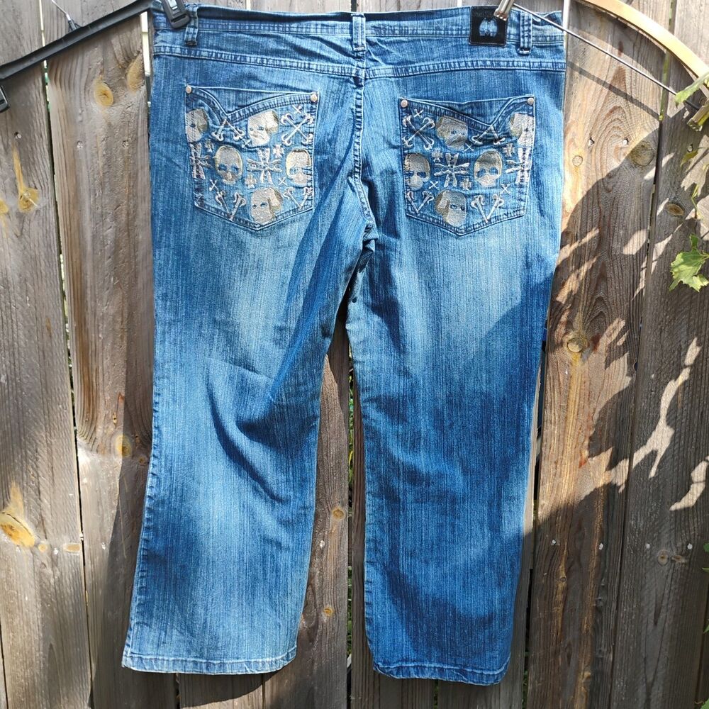 Makaveli Jeans Embroidered Skulls Medium Wash Y2K Stretch Womens Size 22 Plus
